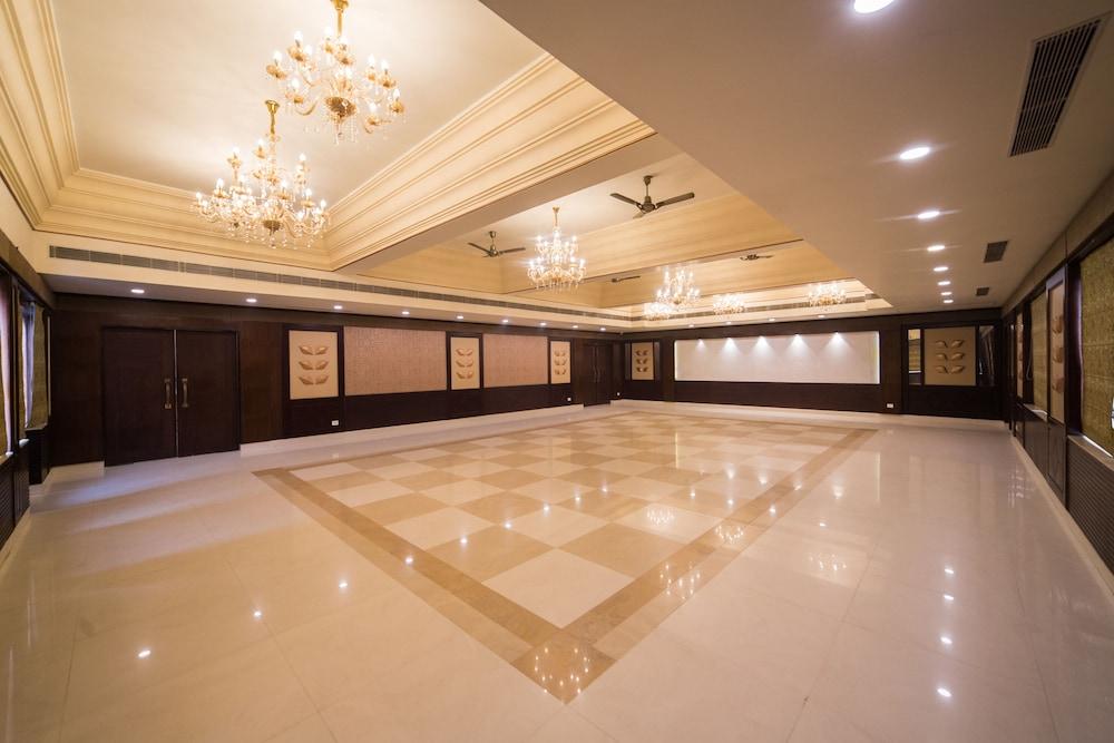 Diamond 3* Varanasi