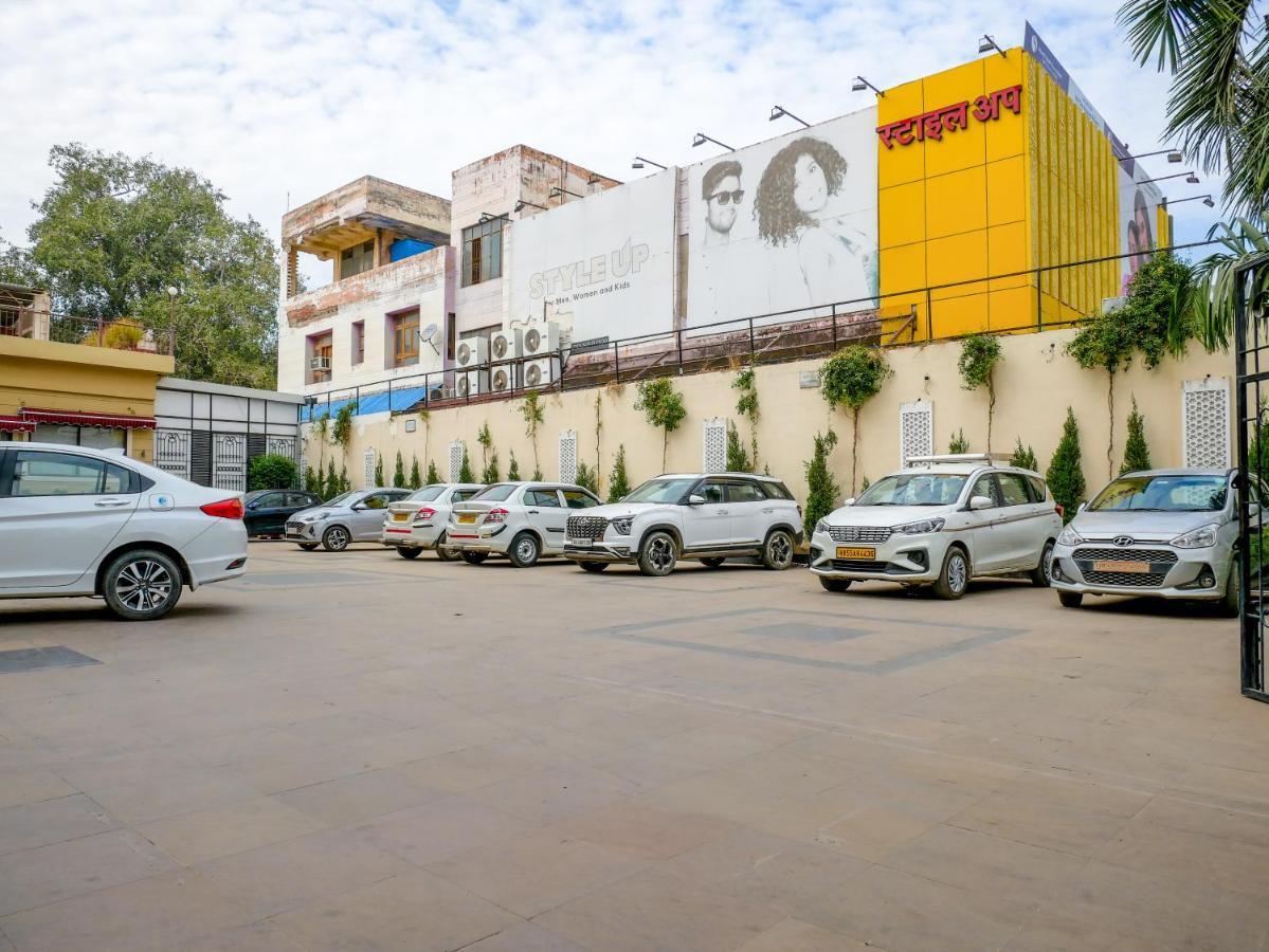Diamond Hotel 3*