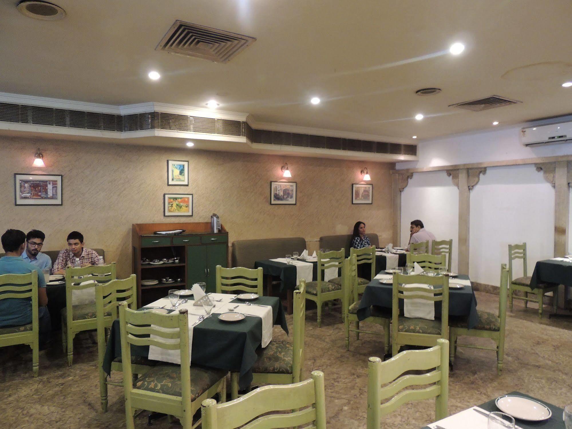 Diamond Hotel