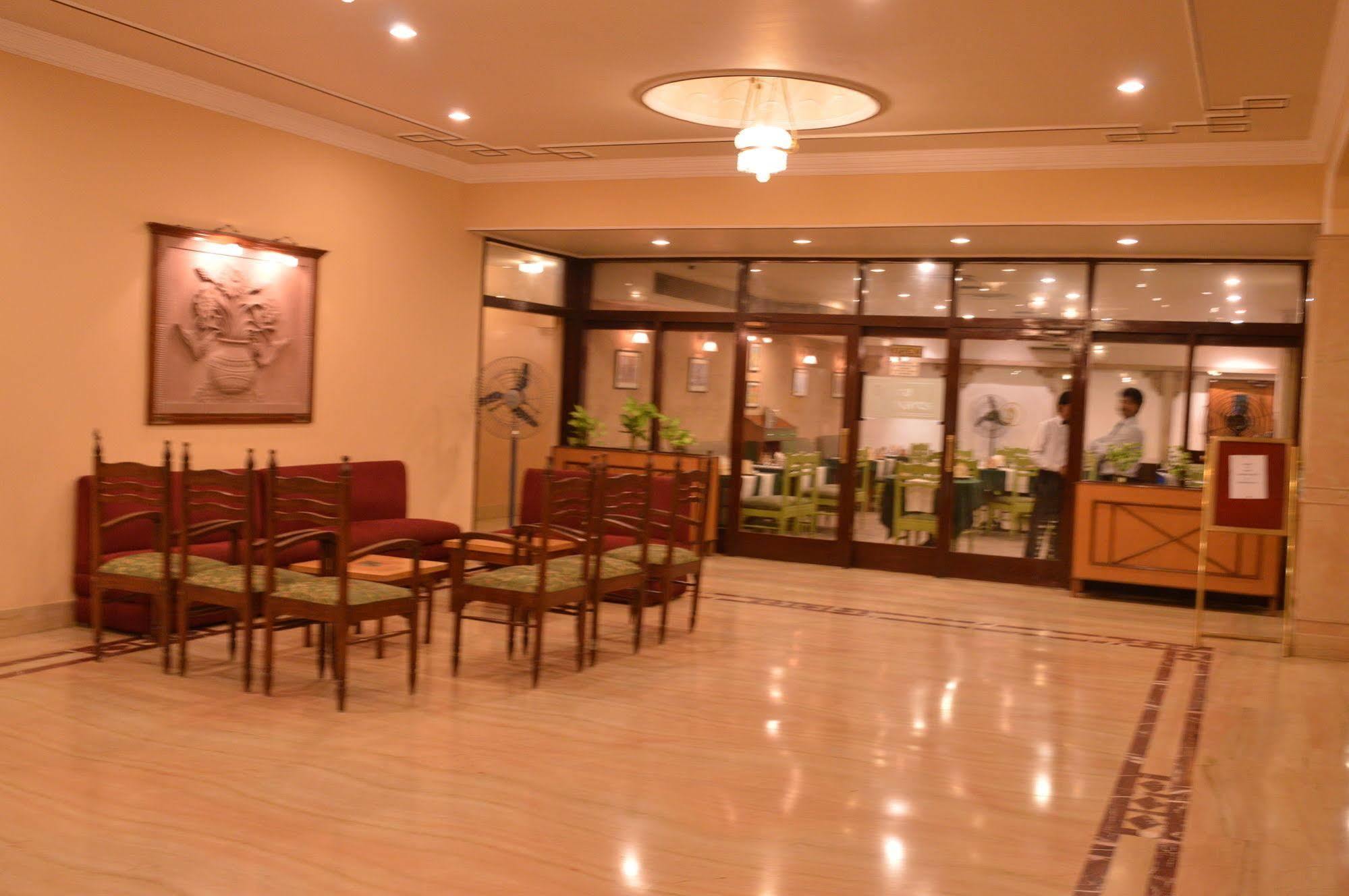 Diamond Varanasi
