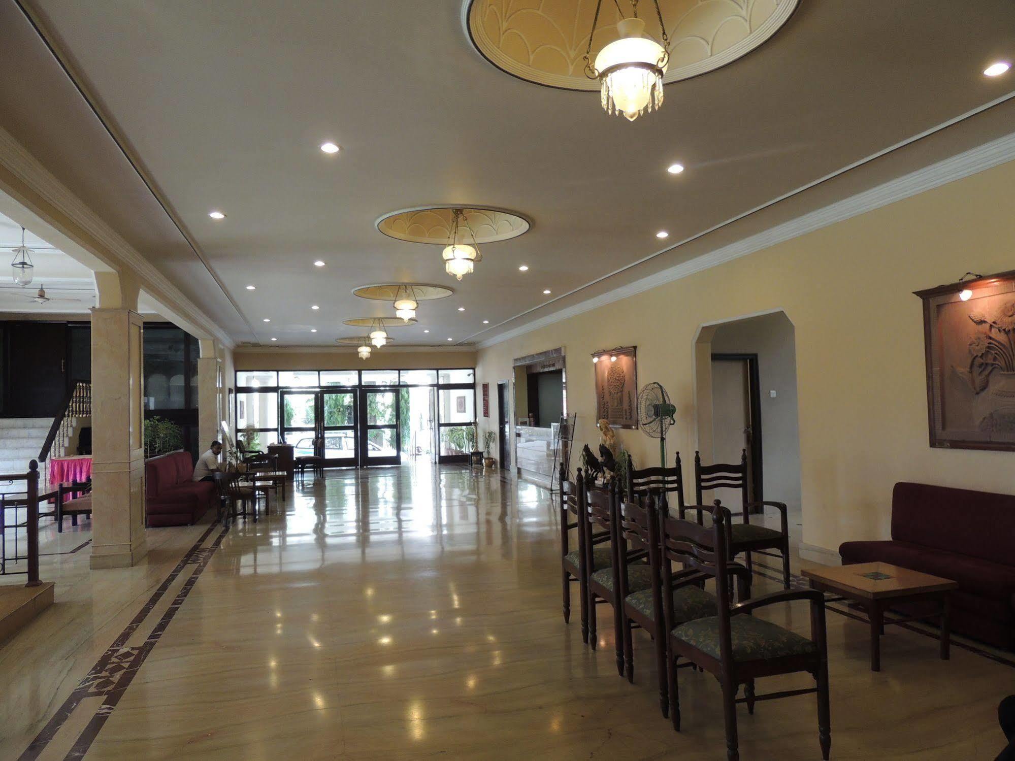 Diamond Hotel Varanasi