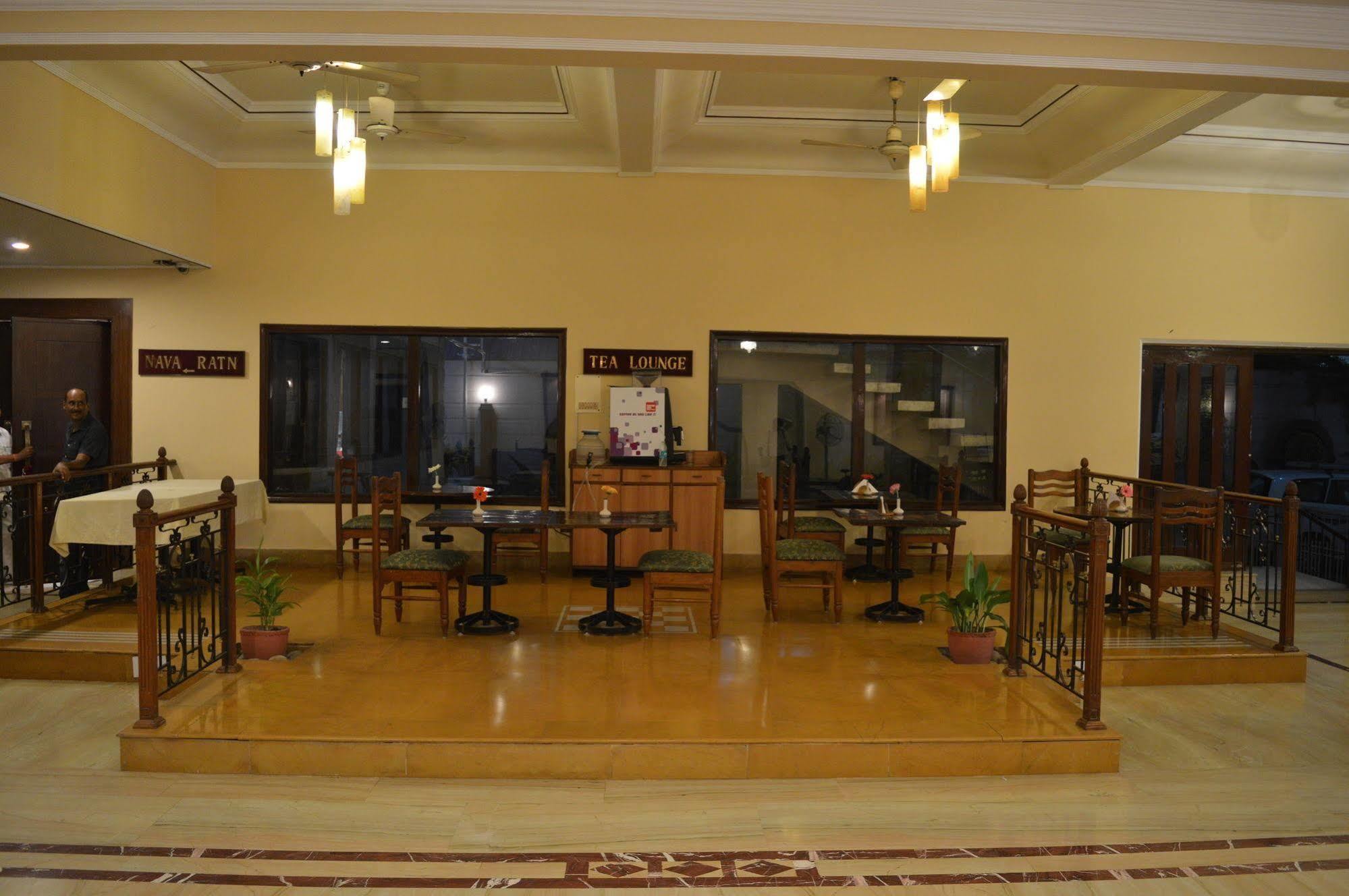 Diamond Hotel